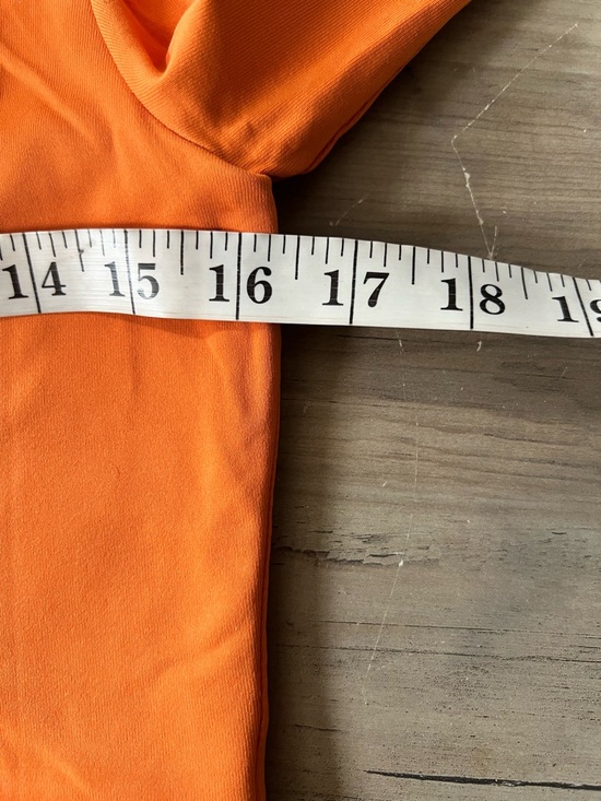 Aritzia Babaton Contour V-Neck Longsleeve Top Size Large Orange Cropped - Picture 8 of 10